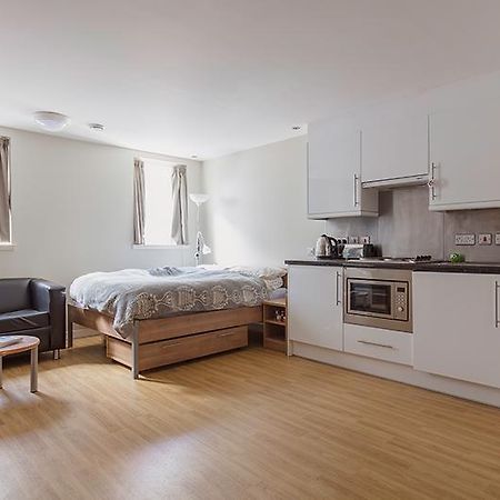 Lady Nicolson Court Apartment Единбург Екстериор снимка