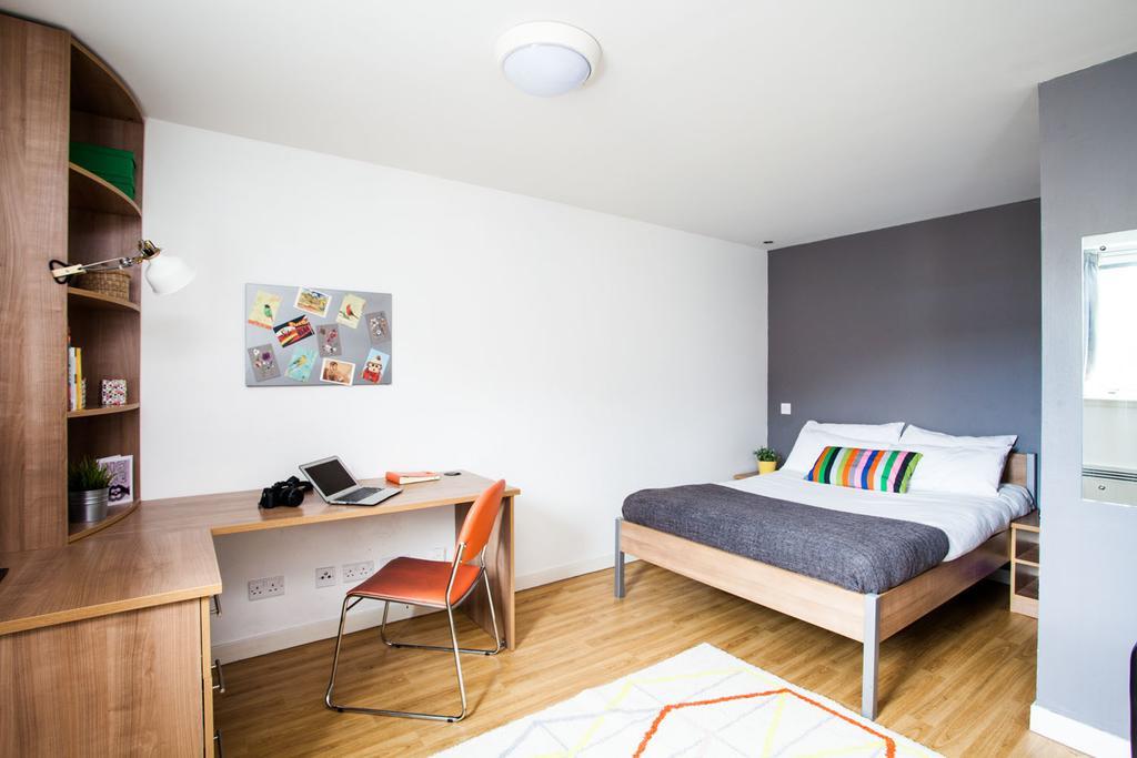 Lady Nicolson Court Apartment Единбург Стая снимка